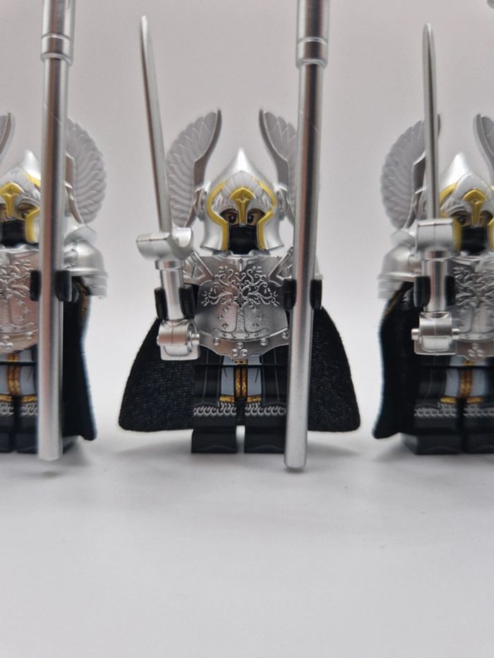 Figurines type lego 4 guerriers de minas tirith du gondor seigneur des anneaux / hobbit - photo numéro 3