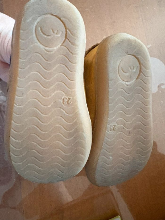 Chaussure Bellamy taille 23 - photo numéro 3