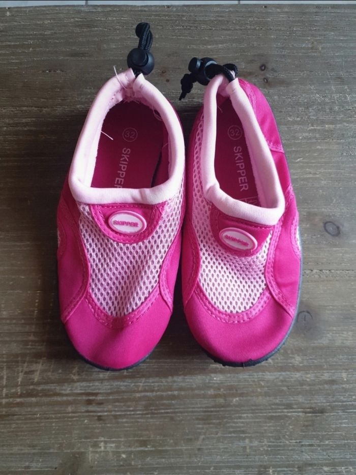 Chaussures aquatique pointure 32
