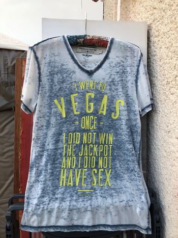 Tee-shirt garçon/homme taille S