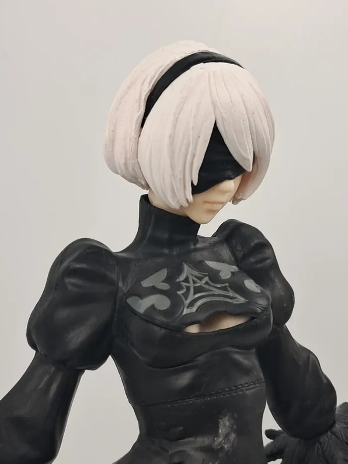 Figurine NieR:Automata - YoRHa No.2 Type B avec une épée - photo numéro 3
