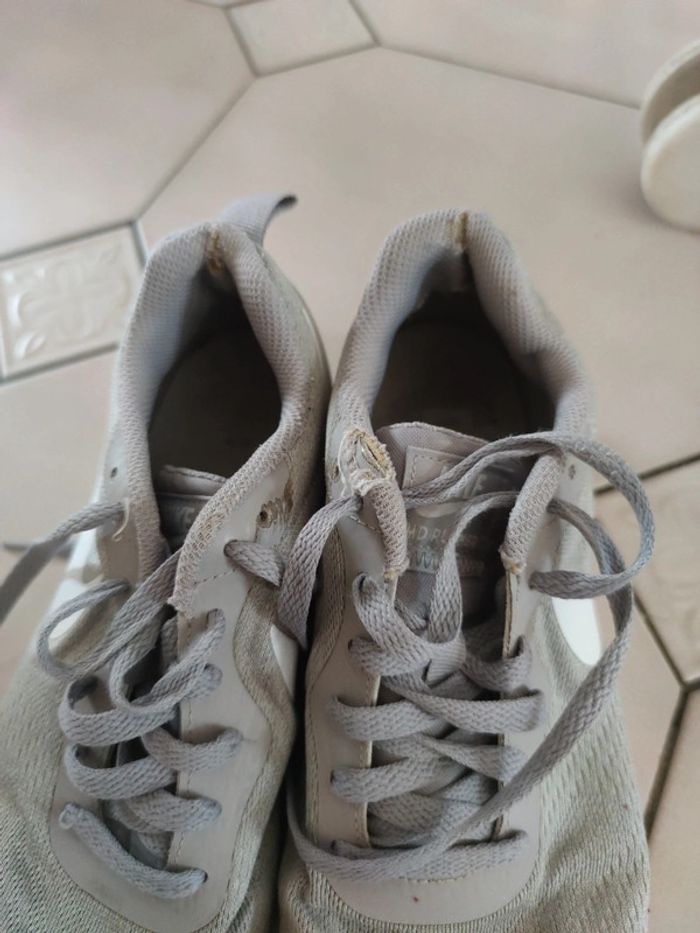 Nike grises - photo numéro 2