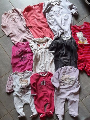 Lot 10 pyjamas fille 6 mois