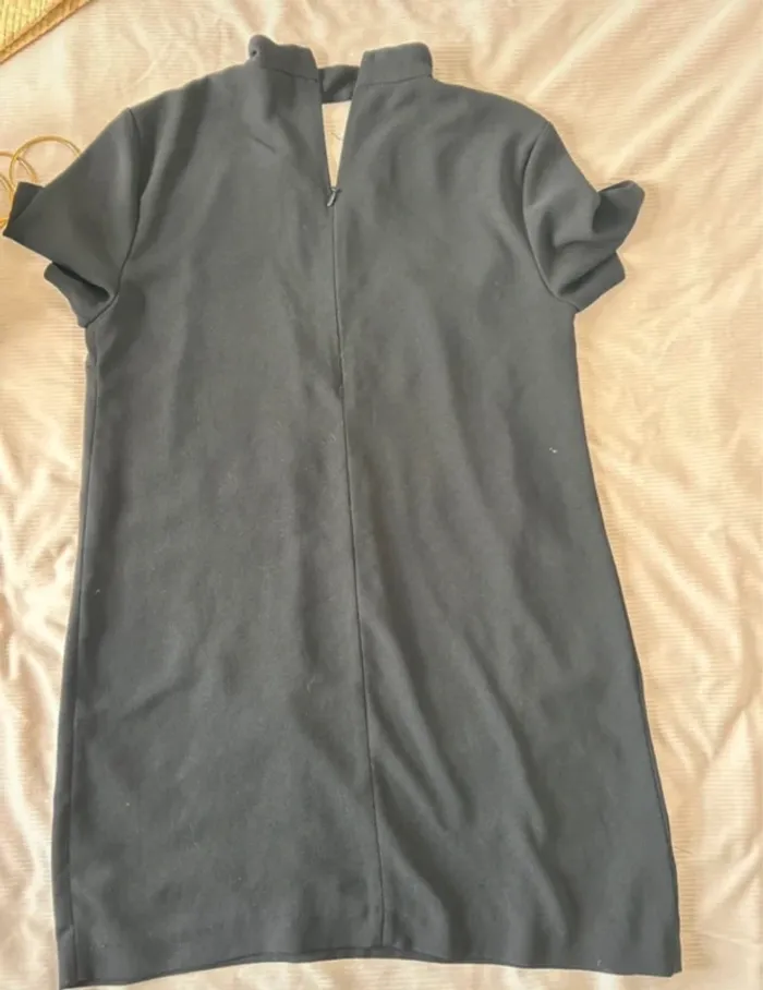 Robe légère noir Zara taille M - photo numéro 2