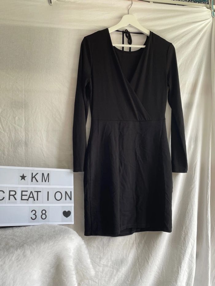 Robe 38 noir salsa
