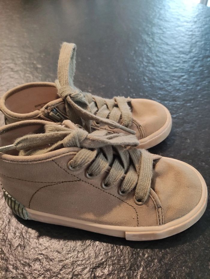 Basket montante à lacets kaki bébé garçon Zara 25 - photo numéro 3