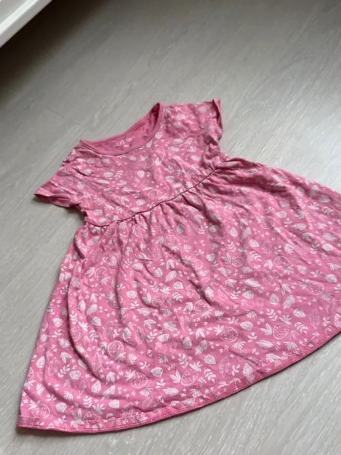 Robe légère rose 3 ans - photo numéro 4
