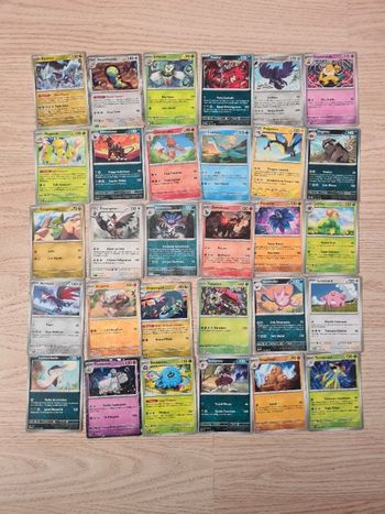 Lot de 30 Cartes Pokemon