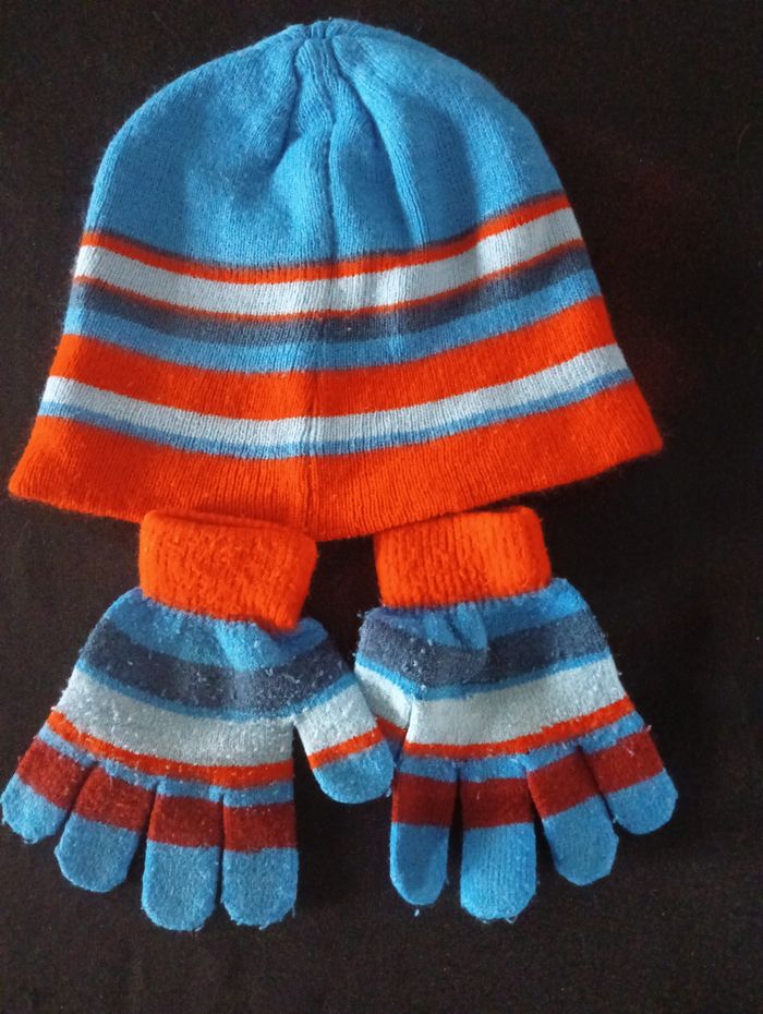 Bonnet - photo numéro 2