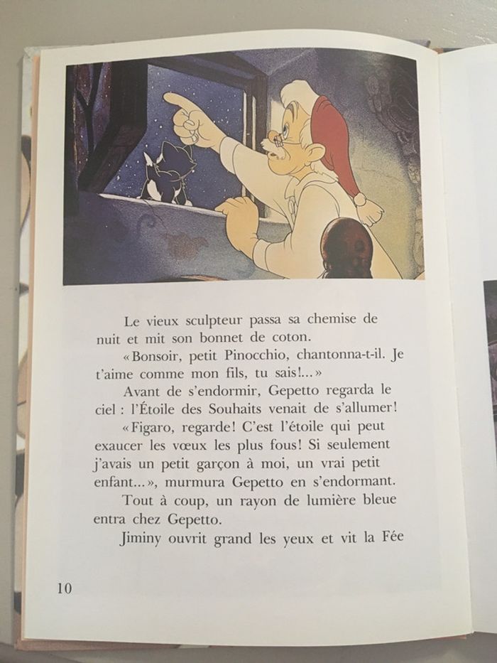 Livre Pinocchio Disney Édition Hachette - photo numéro 3