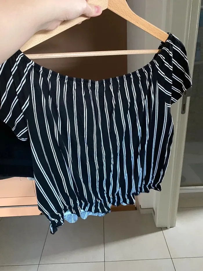 Crop top noir & blanc - photo numéro 4