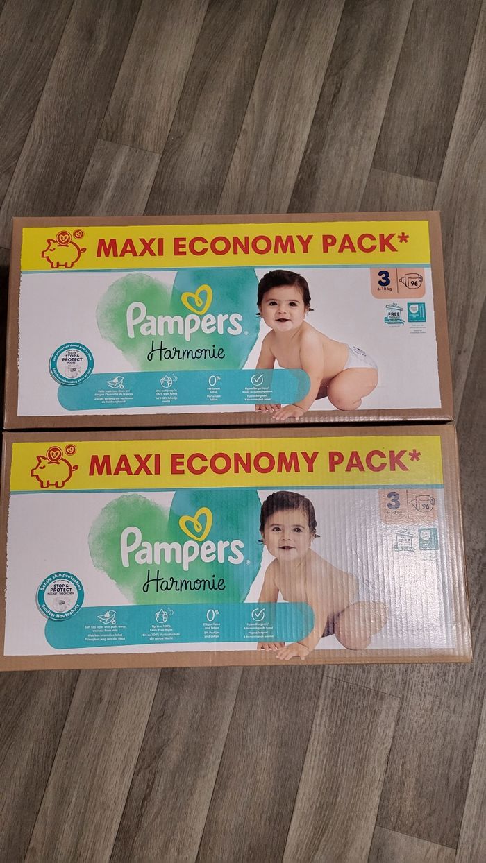 2 pampers harmonie taille 3