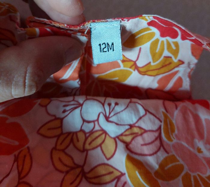 Robe fleurie (culotte comprise) - photo numéro 6