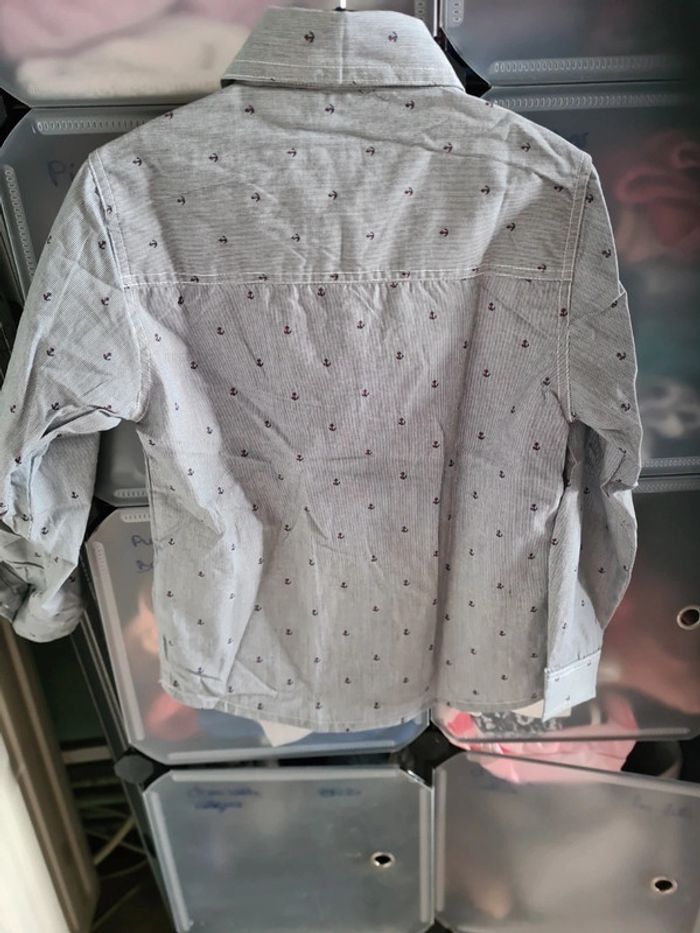 Chemise 8ans - photo numéro 3