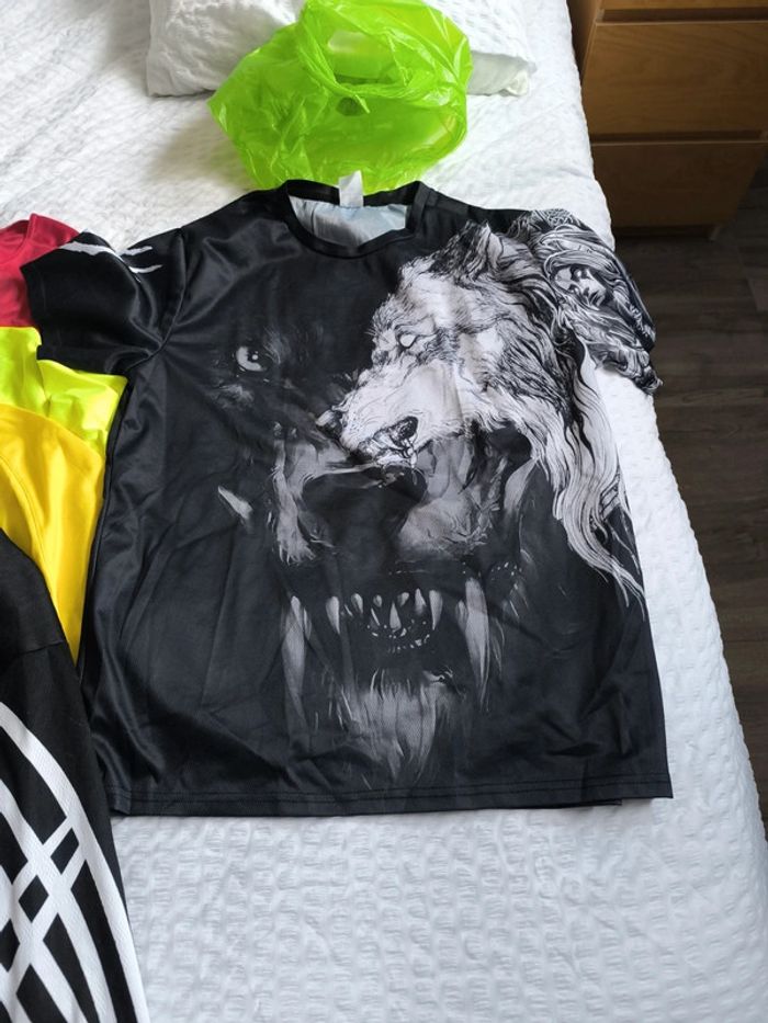 Lot de tee shirt synthétiques - photo numéro 2