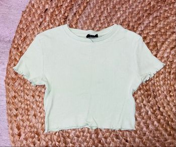 Top couleur vert d’eau taille 12 ans