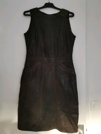 Robe façon cuir camaïeu 38