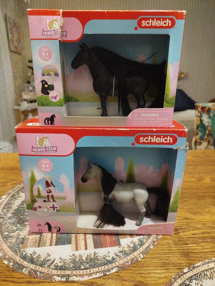 Lot Schleich – Réf. 42584 & 42581