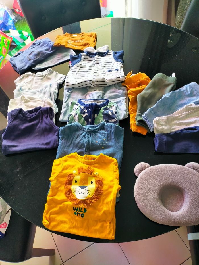 Lots vêtements bébé garçon T 1_3 mois