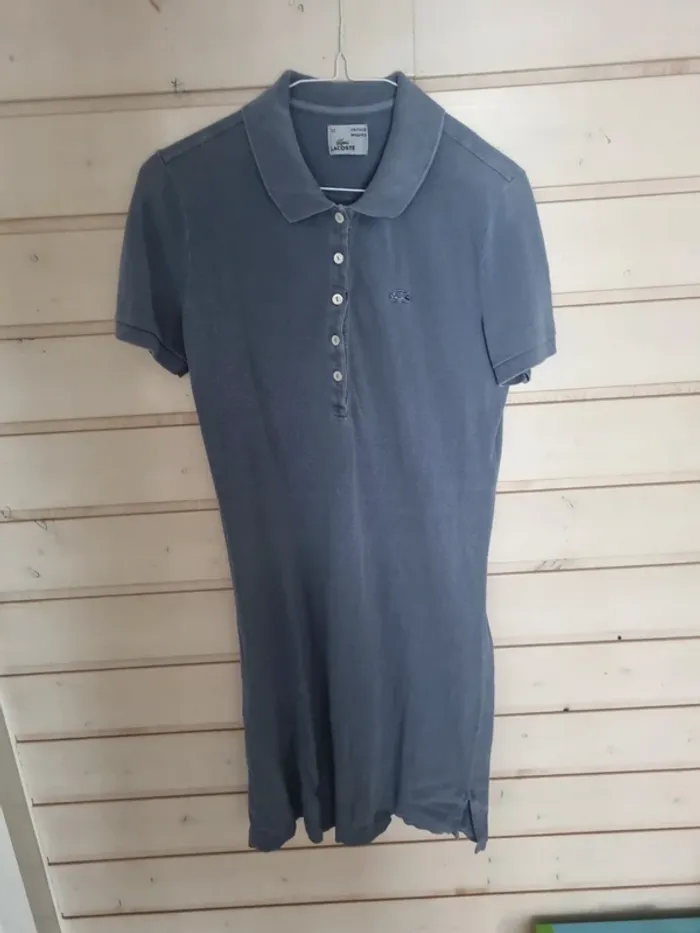 Robe lacoste 42