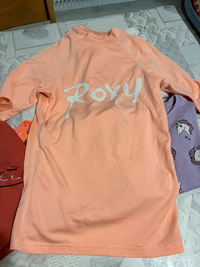 Lot tee shirt fille 10 ans - photo numéro 3