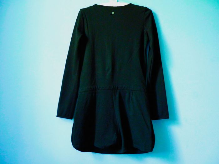 Combinaison fille 16 ans IKKS noir TBE jupe short - photo numéro 4