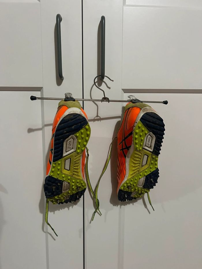 604 – Pointes d’athlétisme Asics oranges et vert-citron - photo numéro 5