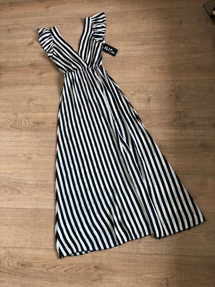 Robe longue noire et écrue neuve sans manches taille unique - photo numéro 7