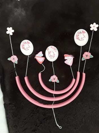 Joli mobile tout en bois