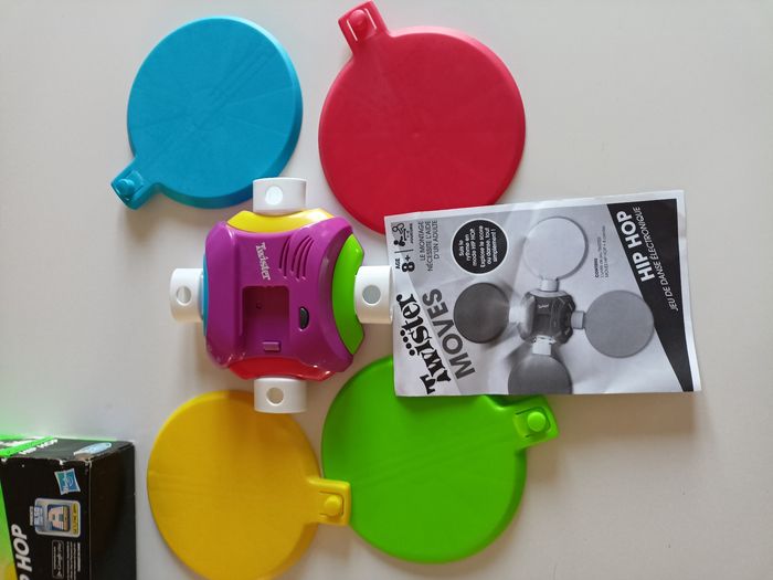 Twister moves hip hop hasbro gaming complet fonctionne - photo numéro 3