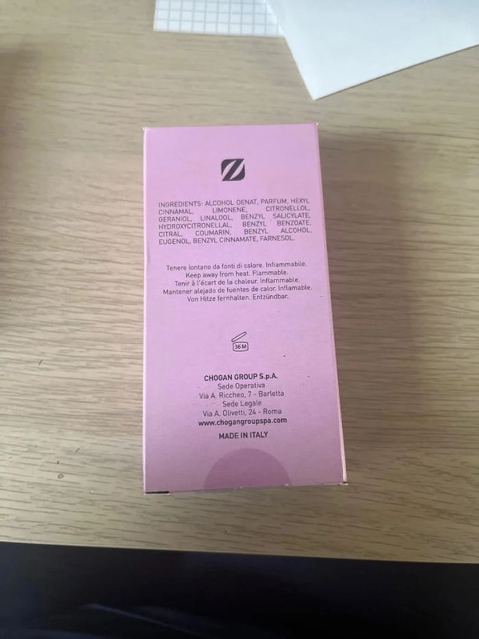 Parfum femme neuf - photo numéro 2
