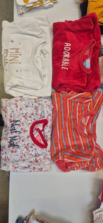 Lots bébé fille 9 mois