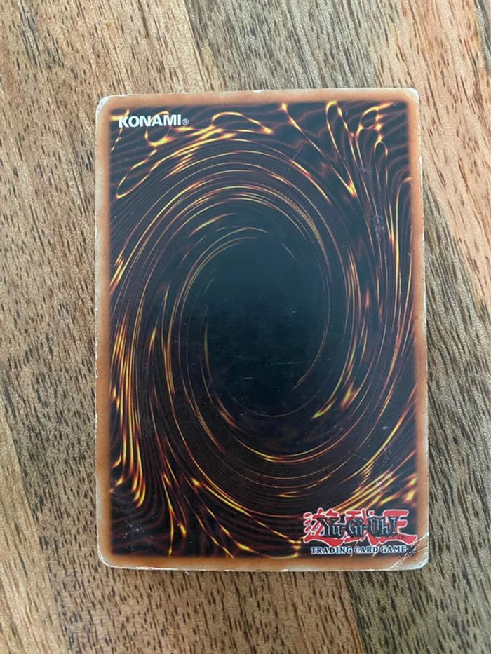 Carte Yu-Gi-Oh! Gaïa le chevalier implacable DDY-F006 1996 - photo numéro 2