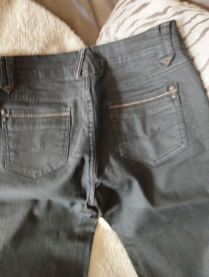 Pantalon effet cuir - photo numéro 2