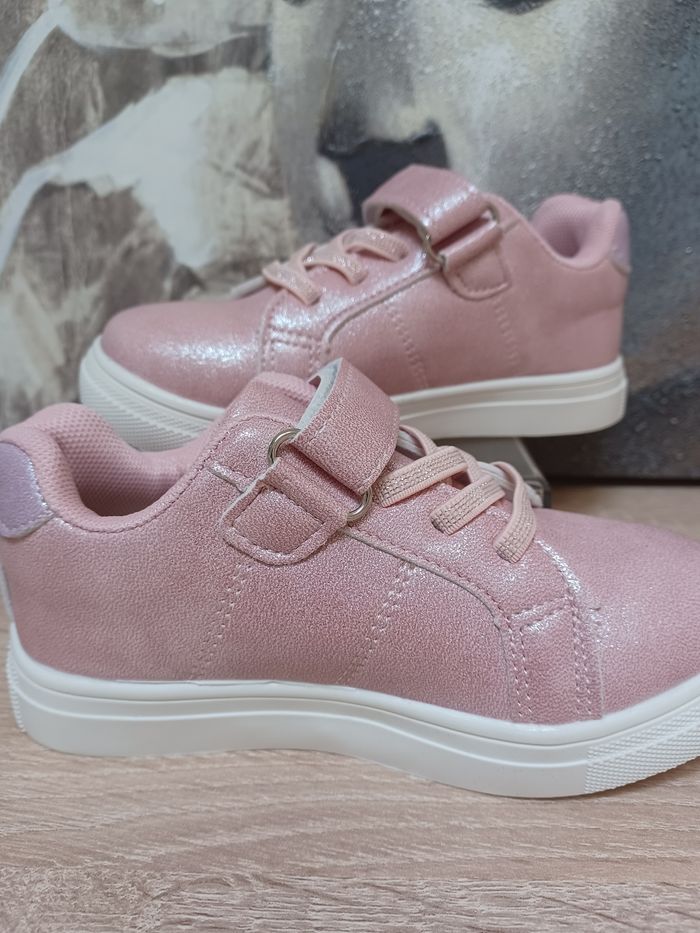 Chaussures fille T 26 - photo numéro 2