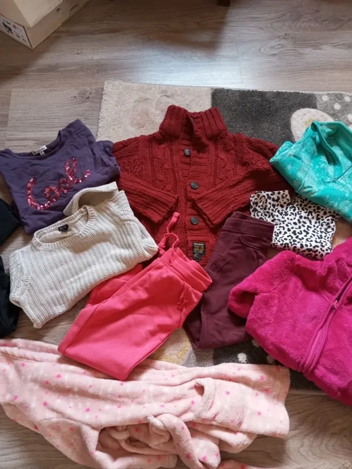 Lot fille 4 ans - photo numéro 3