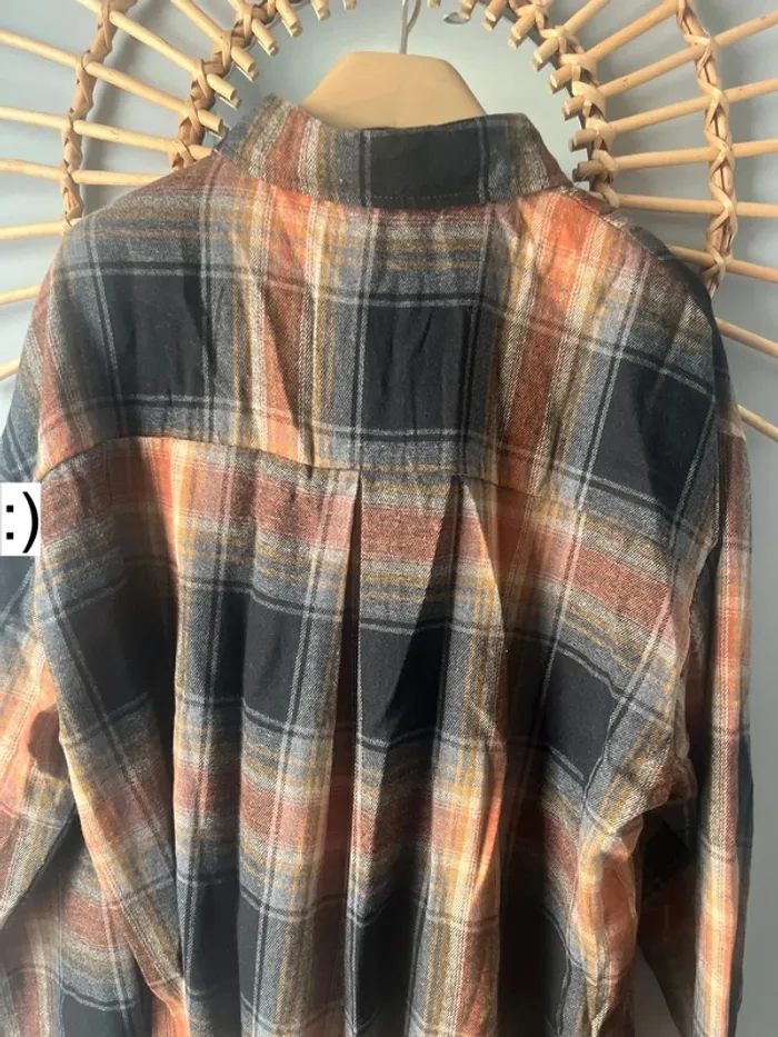 Chemise à carreau homme taille XL en très bon état porté une seule fois - photo numéro 6