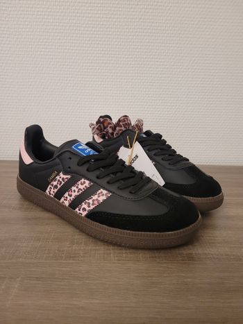 Adidas samba noir et rose