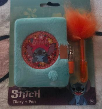 Journal intime Stitch avec stylo 