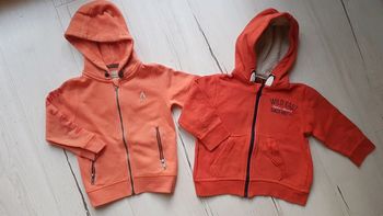 Lot de 2 gilets ikks garçon 3ans oranges