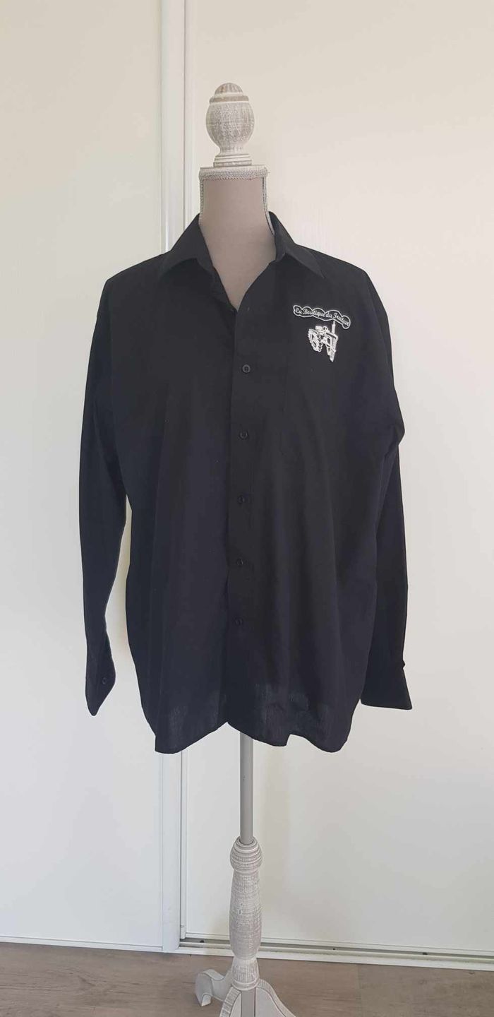 Chemise brodée "La boutique du tracteur"