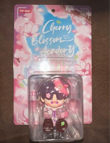 Pop Mart Pino Jelly Édition Cherry Blossom Academy 