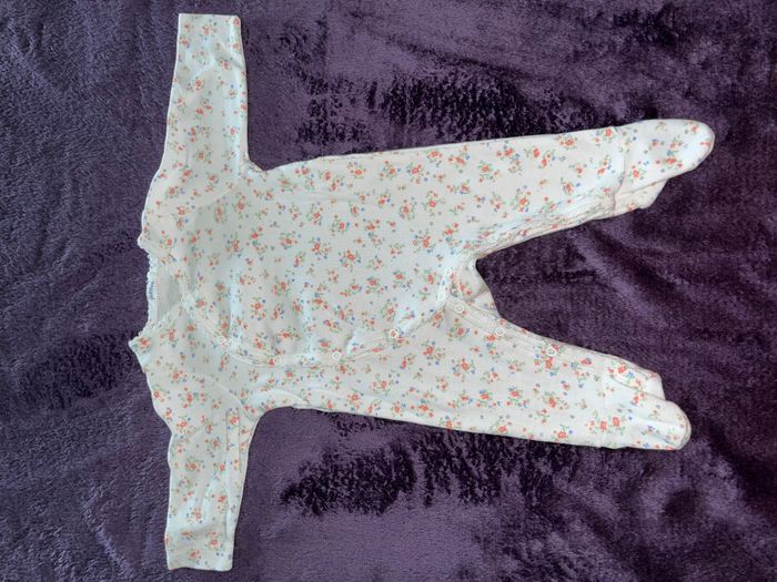 Pyjama bébé fille taille 1 mois