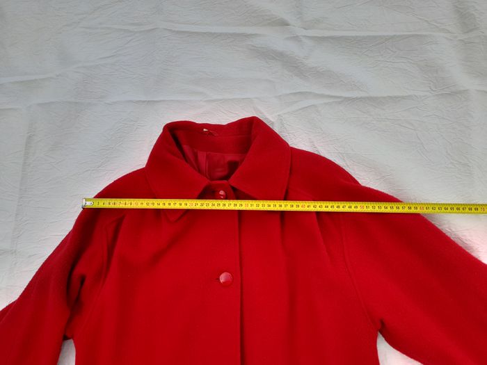 Manteau en pure laine vierge. - photo numéro 7