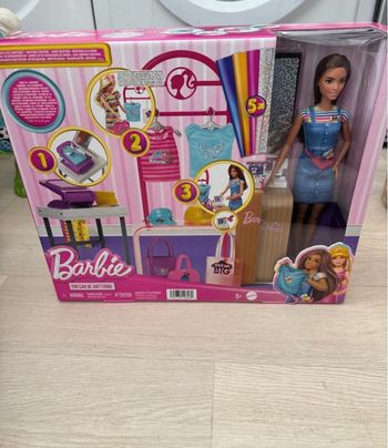 Barbie coffret créations boutique 