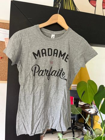 T shirt Madame Parfaite