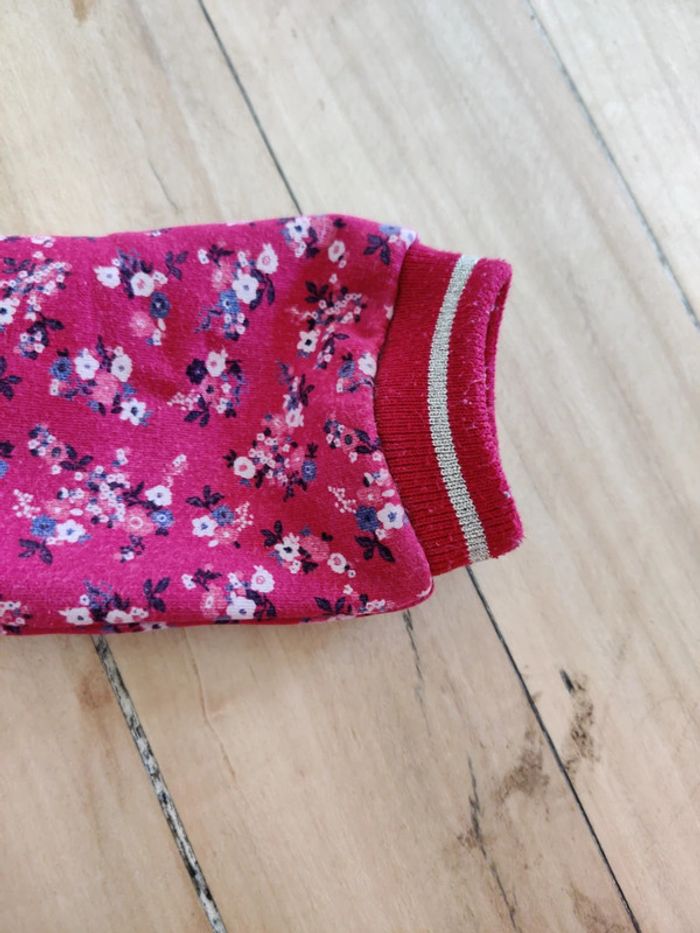 Sweat/pull à fleurs - photo numéro 2