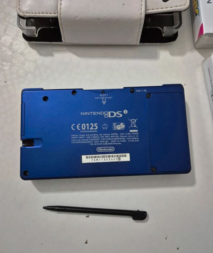 Console Nintendo ds dsi bleu métallisé et jeux - photo numéro 4