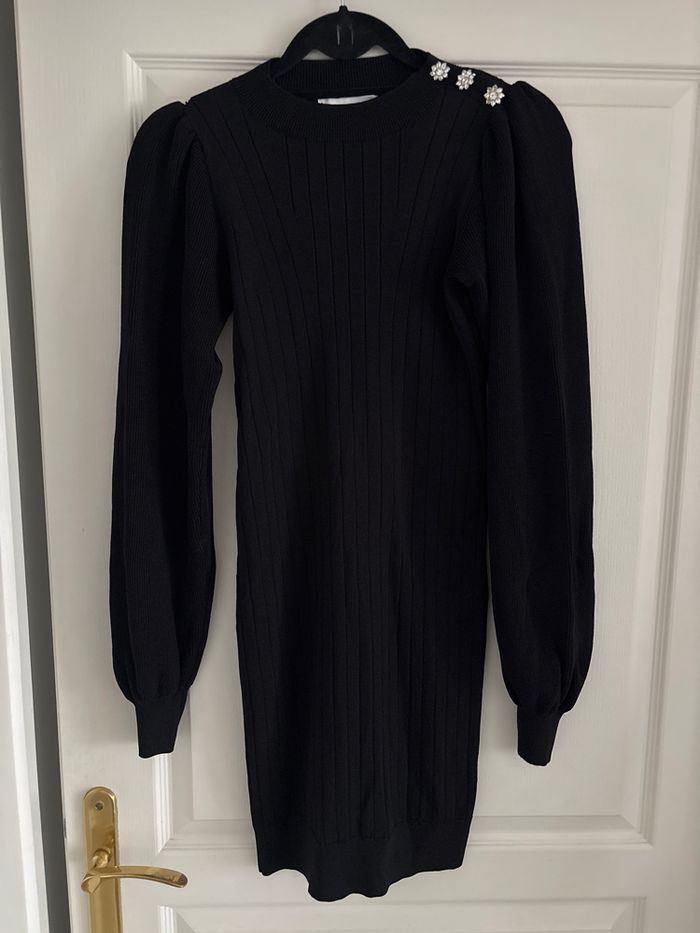 Robe moulante Mango détail boutons strass - photo numéro 5