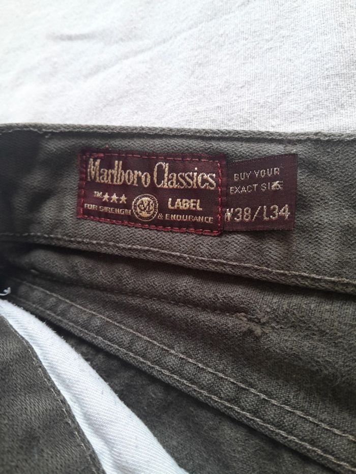 Jean Malboro Classics 38×34 - photo numéro 4